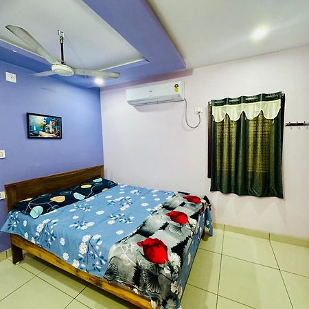 Sri Padha Vallabha Serenity Homestay Pithapuram Buitenkant foto